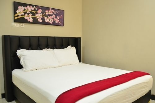 Chiaro Hotel Syariah Сидоарджо Екстериор снимка